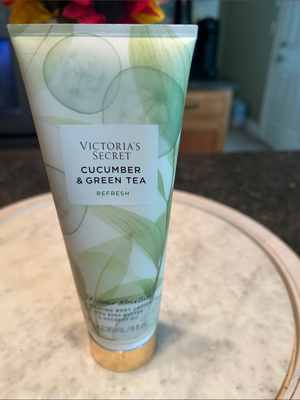 Victoria's Secret Cucumber & Green Tea Body Lotion and Scrub - Green, White - Picture 2 of 4
